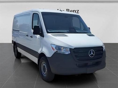 2025 Mercedes-Benz Sprinter 2500 Standard Roof