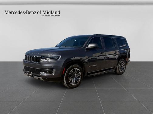 Metallic 2022 Jeep Wagoneer Series III