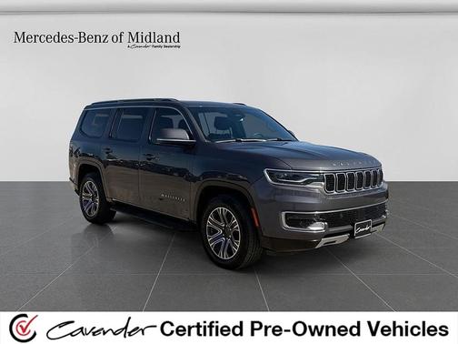 Metallic 2022 Jeep Wagoneer Series III