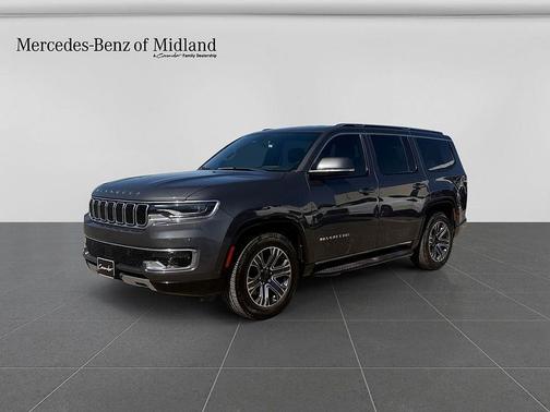 Metallic 2022 Jeep Wagoneer Series III