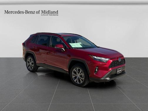 2022 Toyota RAV4 Hybrid XLE Premium