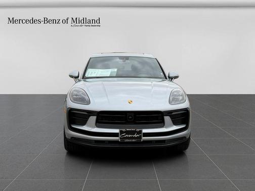 Dolomite Gray 2025 Porsche Macan Base