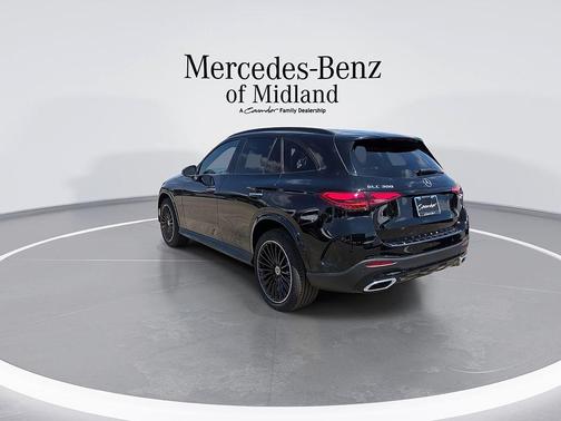 Black 2026 Mercedes-Benz GLC 300 Base