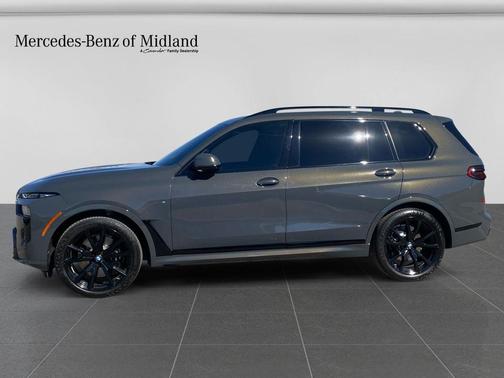 Dravit Gray Metallic 2024 BMW X7 xDrive40i