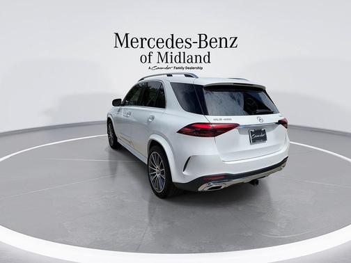 Polar White 2026 Mercedes-Benz GLE 450 4MATIC