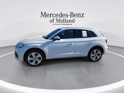 2025 Audi Q5 45 S line quattro Premium