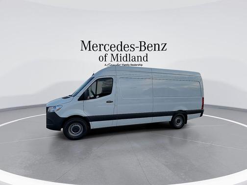 Arctic White 2026 Mercedes-Benz Sprinter 2500 High Roof
