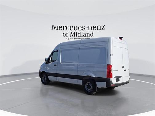 2025 Mercedes-Benz Sprinter 2500 Standard Roof