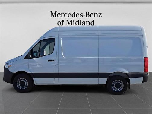 2025 Mercedes-Benz Sprinter 2500 Standard Roof