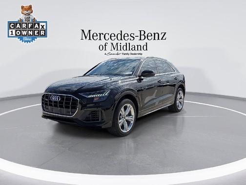 Mythos Black Metallic 2023 Audi Q8 55 Premium