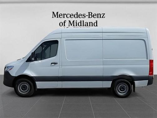 2025 Mercedes-Benz Sprinter 2500 Standard Roof
