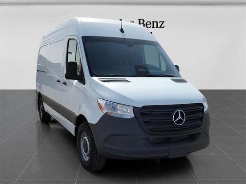 2025 Mercedes-Benz Sprinter 2500 Standard Roof