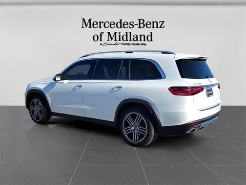 2025 Mercedes-Benz GLS 450 4MATIC