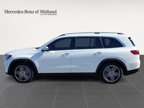 2025 Mercedes-Benz GLS 450 4MATIC