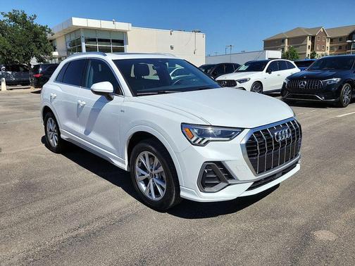 Arkona White 2025 Audi Q3 45 S line Premium