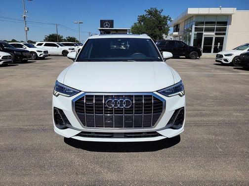 Arkona White 2025 Audi Q3 45 S line Premium