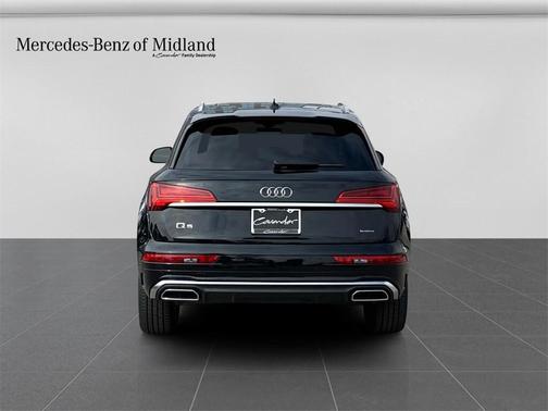 2024 Audi Q5 45 S line quattro Premium