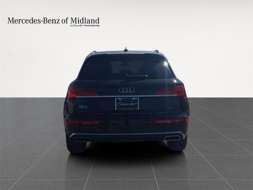2024 Audi Q5 45 S line quattro Premium