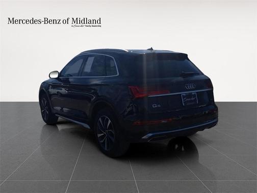 2024 Audi Q5 45 S line quattro Premium