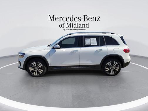 Polar White 2025 Mercedes-Benz GLB 250 Base