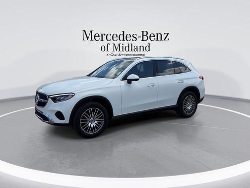 Polar White 2026 Mercedes-Benz GLC 300 Base