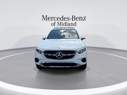 Polar White 2026 Mercedes-Benz GLC 300 Base