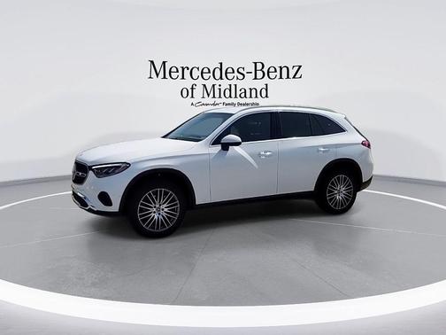 Polar White 2026 Mercedes-Benz GLC 300 Base