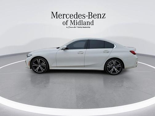 Alpine White 2024 BMW 330 i