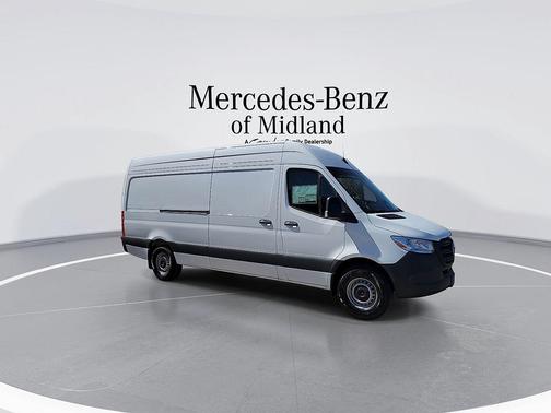 Arctic White 2026 Mercedes-Benz Sprinter 2500 High Roof