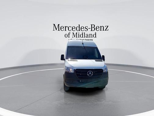 Arctic White 2026 Mercedes-Benz Sprinter 2500 High Roof