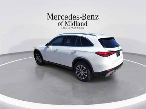 2026 Mercedes-Benz GLC 300 Base