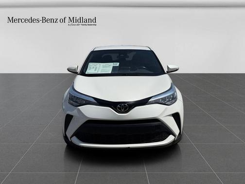 Blizzard Pearl 2021 Toyota C-HR XLE