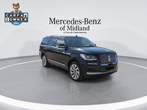 Infinite Black Metallic 2024 Lincoln Navigator Reserve