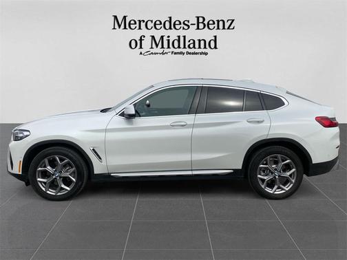 2024 BMW X4 xDrive30i