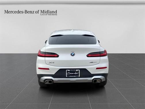 2024 BMW X4 xDrive30i