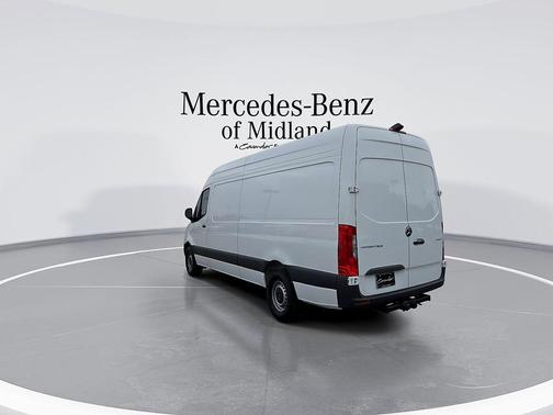 Arctic White 2026 Mercedes-Benz Sprinter 2500 High Roof