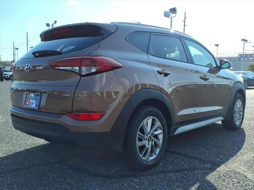 2017 Hyundai TUCSON SE Plus