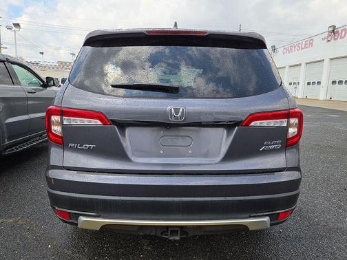 Modern Steel Metallic 2021 Honda Pilot Elite