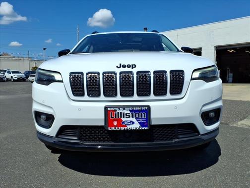 2023 Jeep Cherokee Altitude Lux