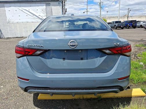 Atlantic Gray M 2024 Nissan Sentra SV