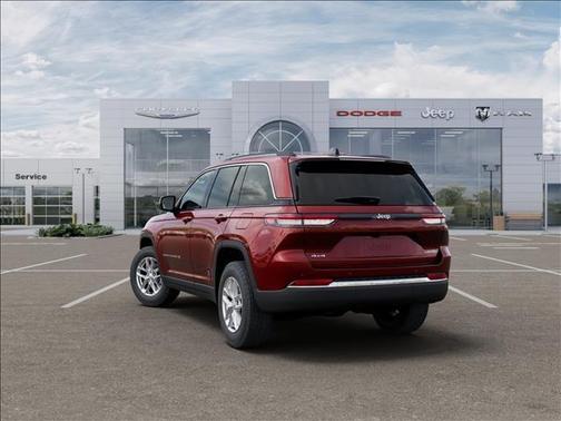 2025 Jeep Grand Cherokee Laredo X