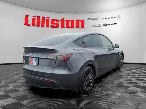 2023 Tesla Model Y Performance