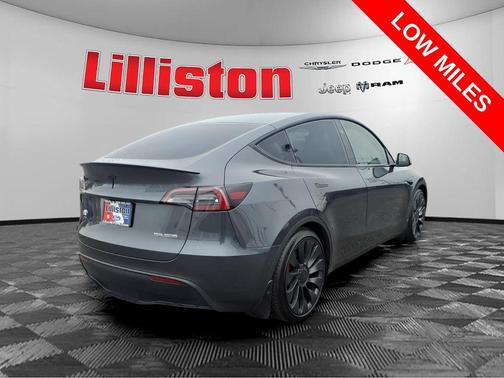 2023 Tesla Model Y Performance