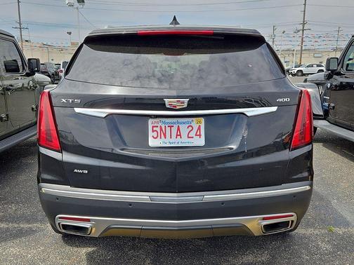 2023 Cadillac XT5 Premium Luxury