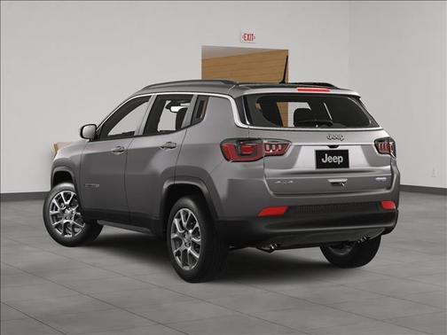 2024 Jeep Compass Latitude Lux