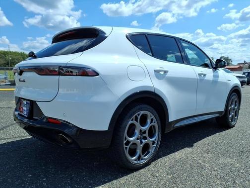 2024 Alfa Romeo Tonale Veloce