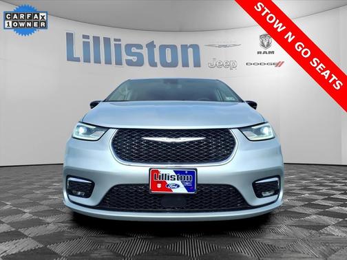 2024 Chrysler Pacifica Touring-L