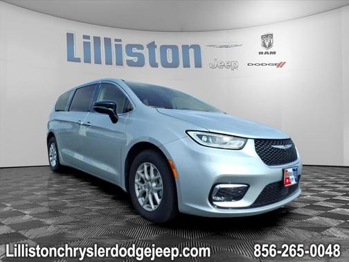 2024 Chrysler Pacifica Touring-L