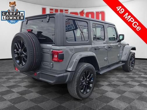 Sting Gray Clearcoat 2023 Jeep Wrangler 4xe Sahara