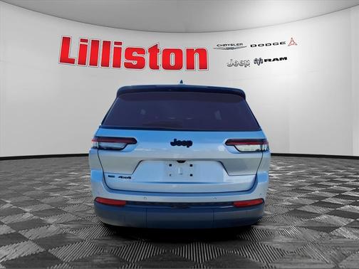 2022 Jeep Grand Cherokee L Laredo